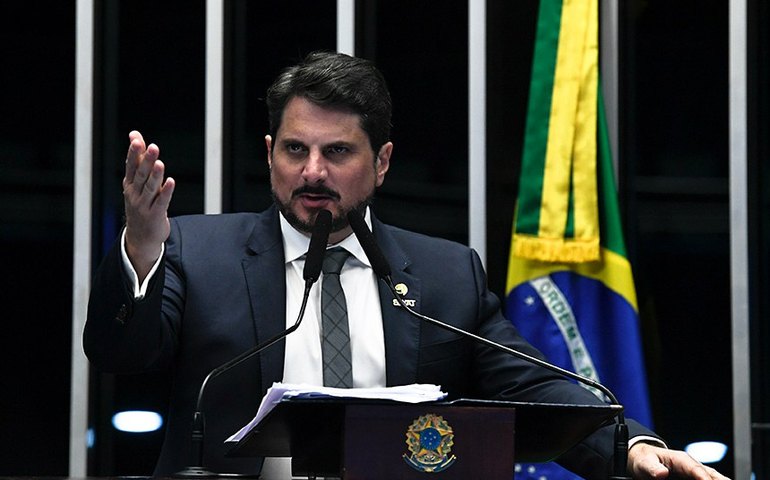 'Inteligência americana', 'blefe' e 'bomba contra Bolsonaro e Lula': veja as mensagens de Marcos do Val, que depõe à PF
