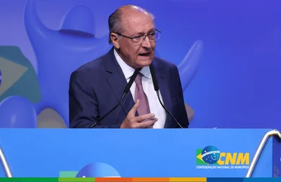 Em discurso na XXVII Marcha, Geraldo Alckmin defende o fortalecimento dos Municípios