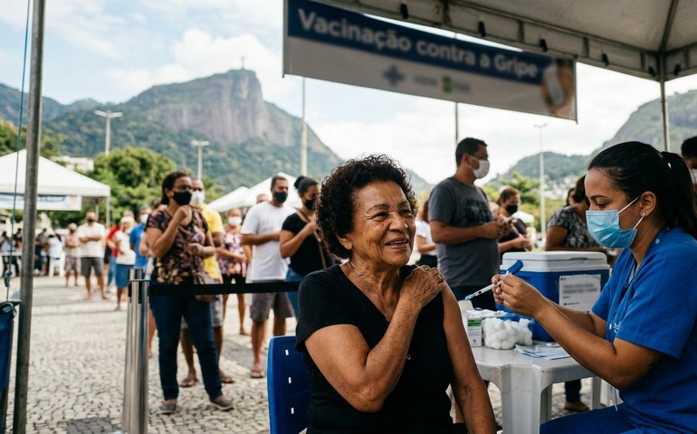 Vacinação contra a gripe no Rio ultrapassa 1,3 milhão de doses aplicadas