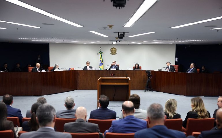STF começa a definir penas de Bolsonaro e aliados
