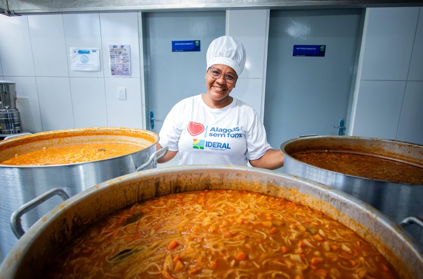 Governo de Alagoas entrega primeira fase da Fábrica de Sopa do Alagoas Sem Fome