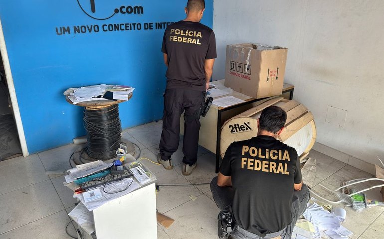 Operação prende suspeitos de monopólio ilegal de internet em Cabo Frio