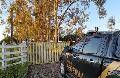 PF cumpre mandados em Girau do Ponciano por esquema  nos recursos da Civid-19