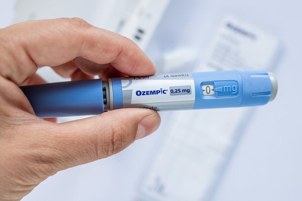 Estudo liga medicamentos como Ozempic e Wegovy a maior risco de doença ocular grave