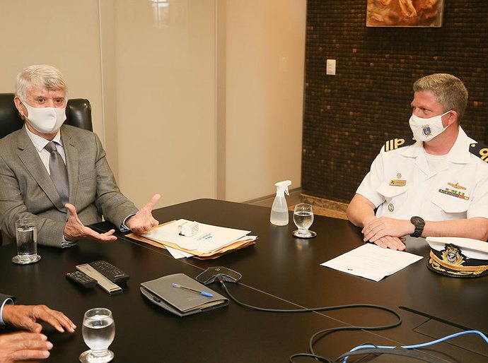 Klever Loureiro recebe Capitão dos Portos de Alagoas