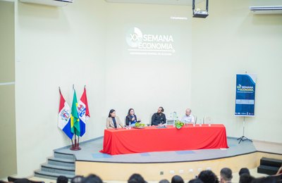Secretária do Tesouro Estadual participa de roda de conversa na XX Semana de Economia da Ufal