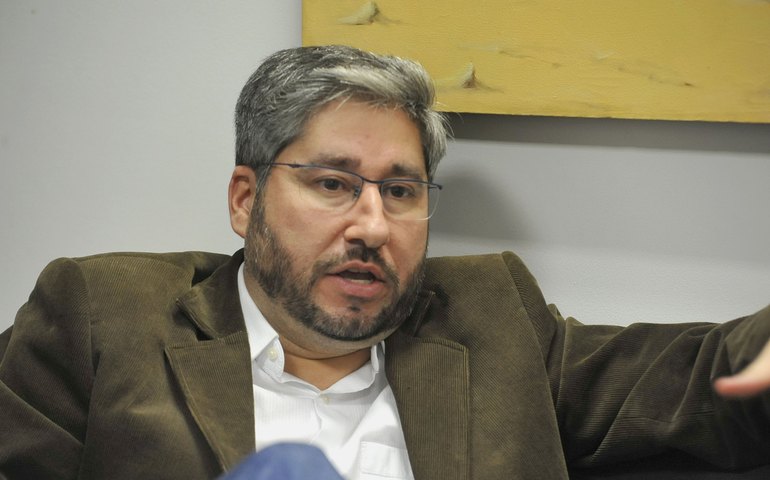 Réu por importunação sexual, ex-parlamentar é ouvido em julgamento