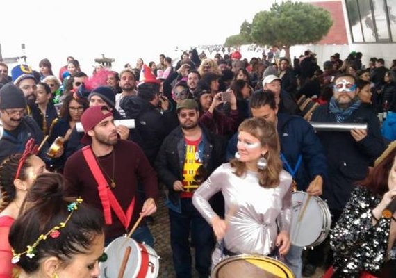 Blocos brasileiros agitam o carnaval de Lisboa