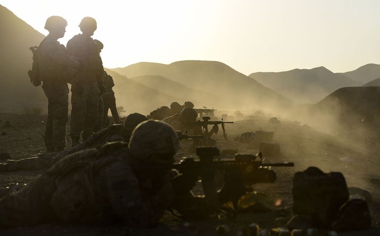 EUA não conseguirão derrotar Irã em caso de operação terrestre, acredita especialista