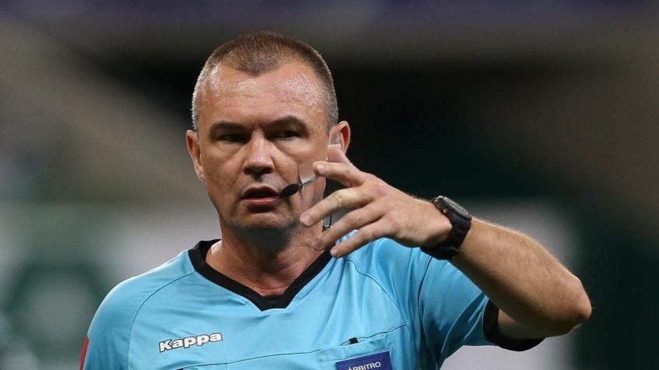 CBF anuncia que Leandro Vuaden vai apitar decisão da Supercopa do Brasil domingo