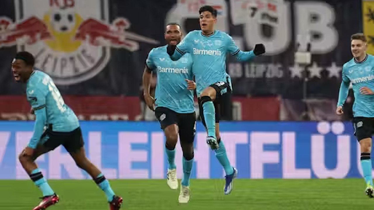 Líder do Alemão, Bayer Leverkusen vira contra o RB Leipzig com gol nos acréscimos