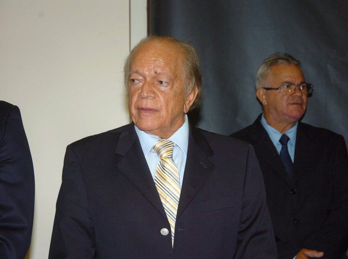 Morre aos 81 anos, ex-governador e ex-senador Guilherme Palmeira