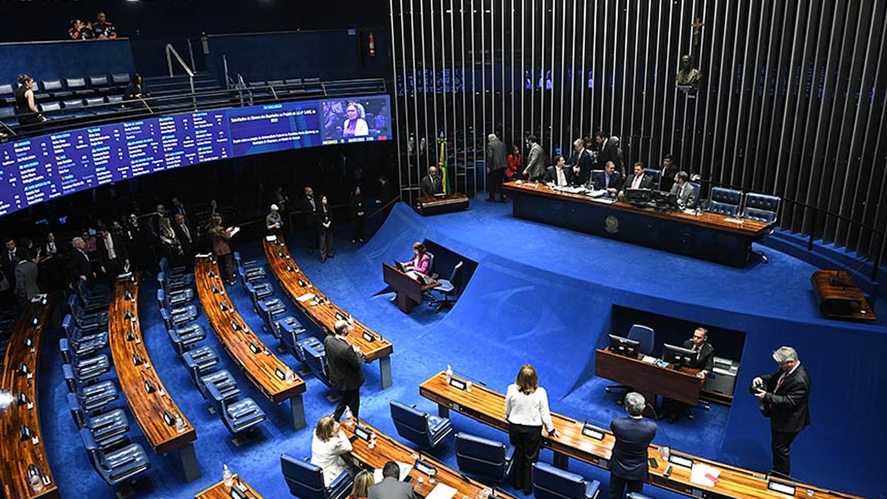 Senado deve votar MP de R$ 1,3 bilhão para municípios afetados por chuvas