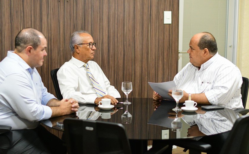 “Nenhuma das ações da Casa do Coraçãozinho vai parar', afirma secretário