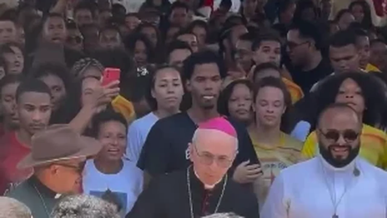 Bispo que dança com o povo: vídeo de Dom Giovanni revela o jeito próximo e popular do novo pastor de Palmeira; VEJA VÍDEO