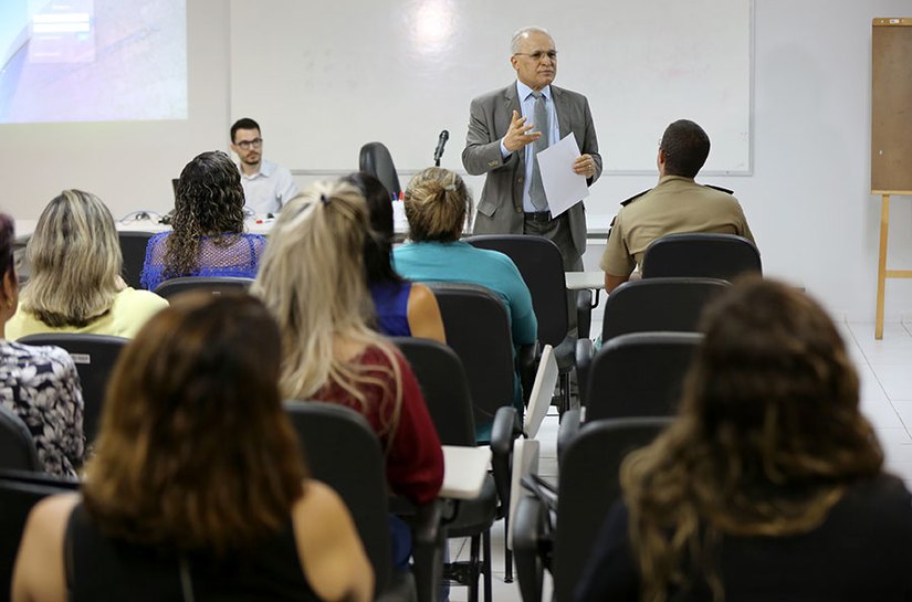 Mediadores recebem capacitação para atuar em bases comunitárias