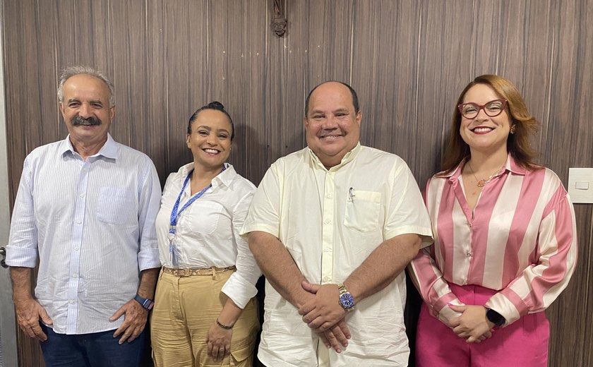 Sesau celebra acordo de colaboração com Arsal para fiscalizar sistemas de abastecimento de água