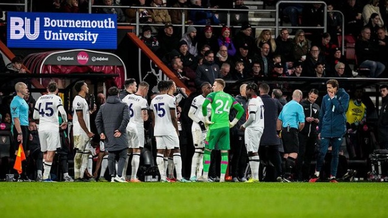 Após colapso de Lockyer, partida entre Bournemouth e Luton Town vai ser disputada de novo