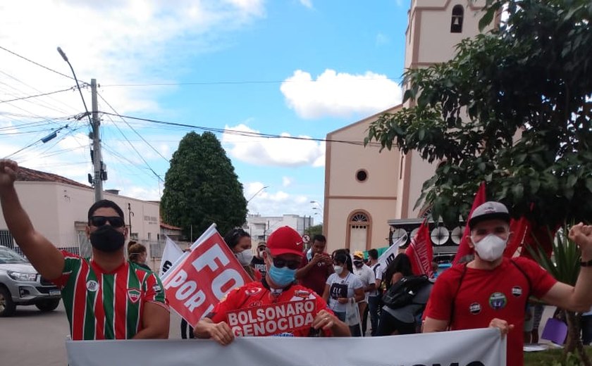 Ato &#8220;Fora Bolsonaro&#8221; reúne lideranças e movimentos sociais em Palmeira dos Índios