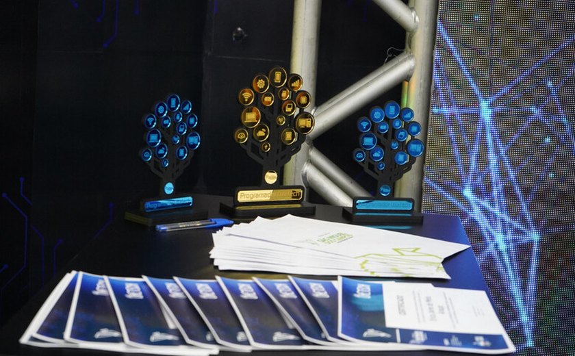 OxeTech já qualificou mais de 400 profissionais na área da tecnologia em 6 municípios de Alagoas