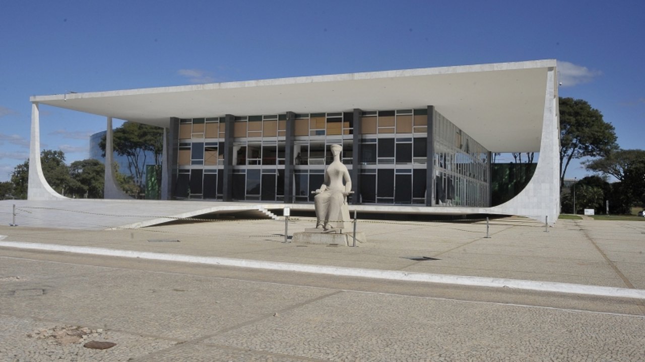 Deputado se torna réu no STF por injúria contra Lula