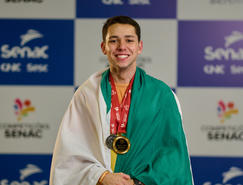 Matheus Henrique da Silva, Paraná, Serviço de Restaurante 