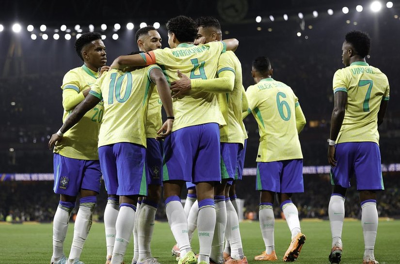 Hoje tem Brasil! Veja os jogos da Copa do Mundo neste sábado (13)