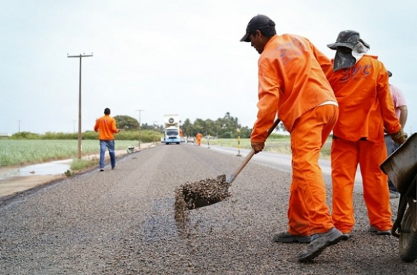 Estado constrói mais de 189 quilômetros de estradas em Alagoas