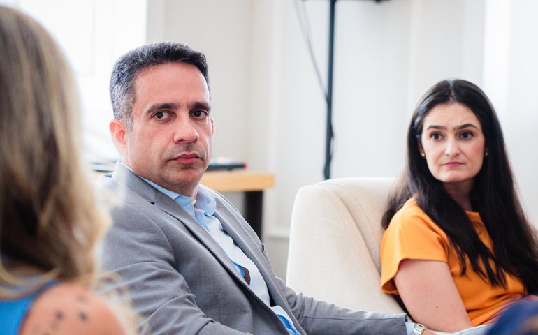 Governador e diretora-presidente da ANA se reúnem para tratar sobre abastecimento de água