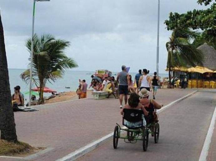Previsão aponta chuvas rápidas no Litoral e sol entre nuvens no Agreste e Sertão