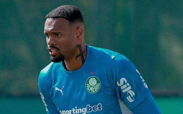 Carlos Miguel ganha titularidade no Palmeiras e estreia em 'final' contra o Flamengo