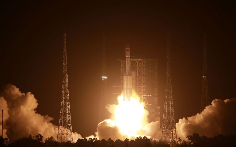 China lança com sucesso cargueiro espacial rumo à estação Tiangong (VÍDEO)