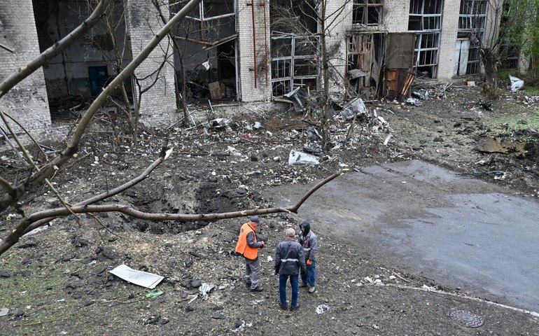 Rússia diz que Reino Unido se coloca como parte do conflito na Ucrânia e ameaça retaliar