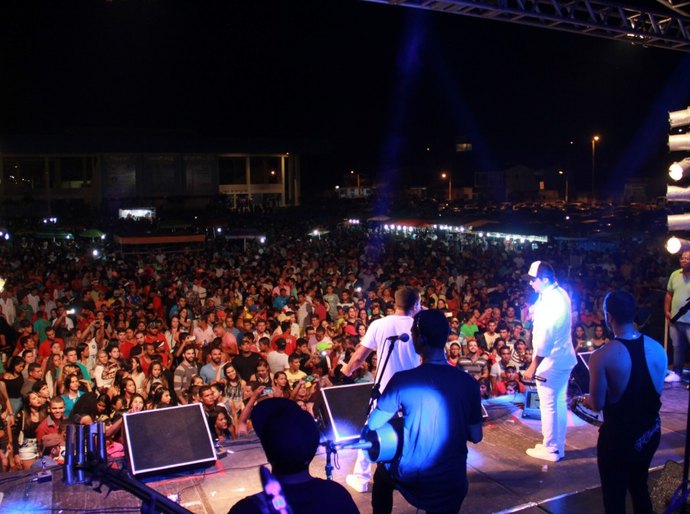 Arapiraca comemora Dia do Trabalhador com shows e brindes