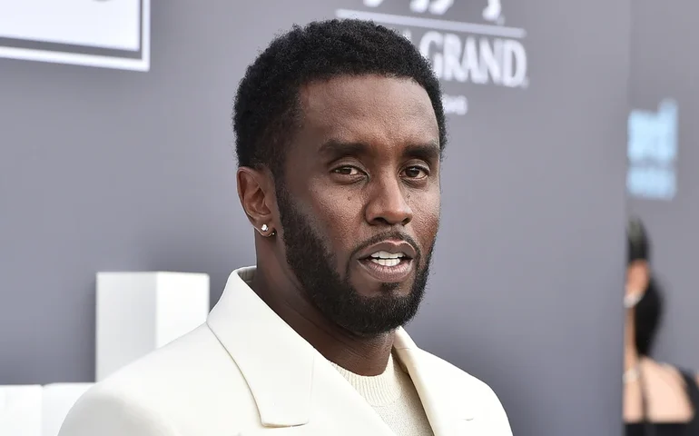 Juízes do tribunal de apelações questionam a severidade da sentença de quatro anos de prisão de Sean 'Diddy' Combs