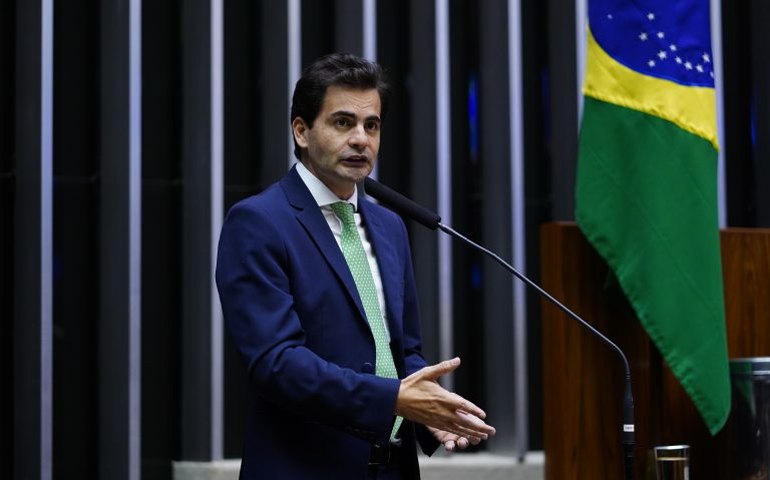 Projeto exige 2/3 de votos dos ministros do STF e STJ para mudar jurisprudência