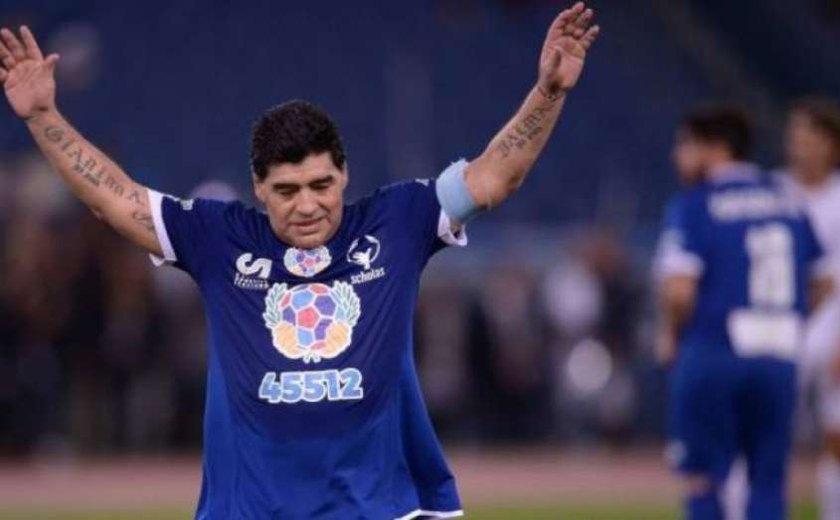 Maradona avalia prêmio de melhor do mundo para CR7 e cita Neymar