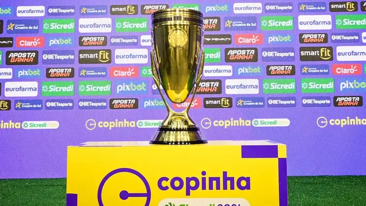 Invictos, Corinthians e Cruzeiro buscam título da Copinha nesta sexta