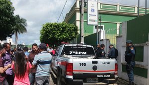 funcionário refém Simão Dias