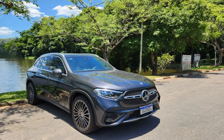 Mercedes-Benz GLC 300 4MATIC AMG Line entrega conforto para todos os ocupantes
