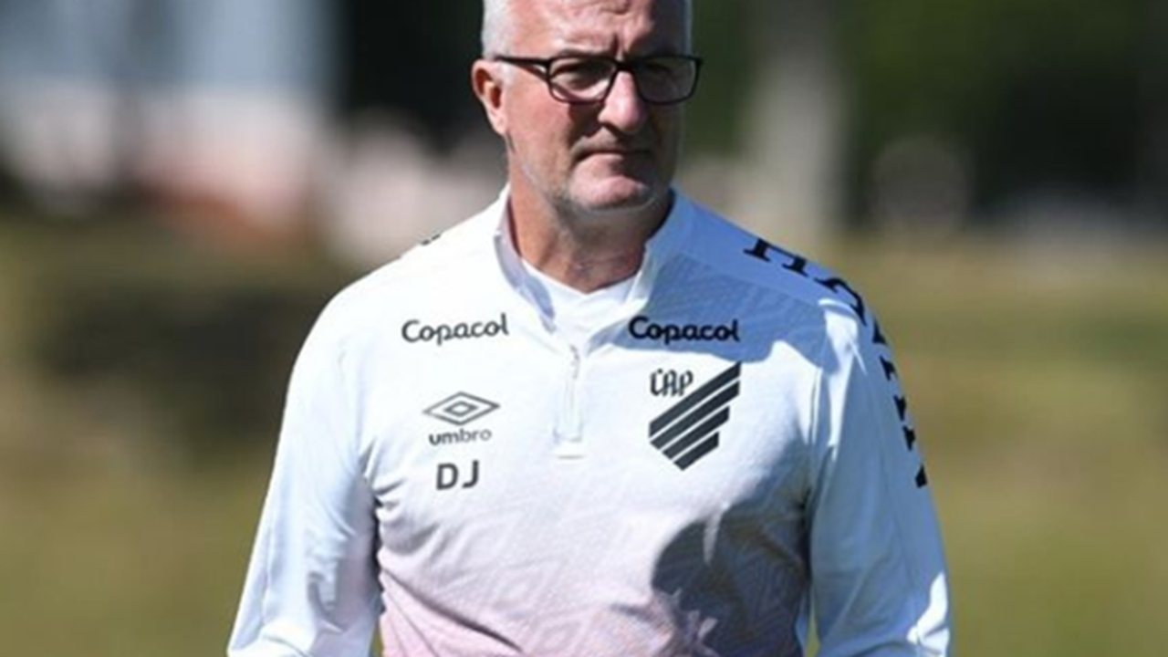 Após quarta derrota seguida, Athletico-PR demite Dorival Júnior