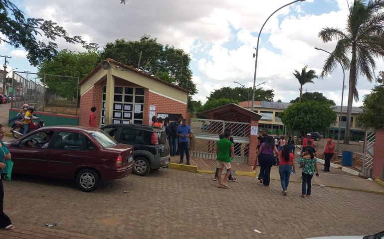 Concurso público atrai mais de 20 mil candidatos e movimenta a cidade; vídeo