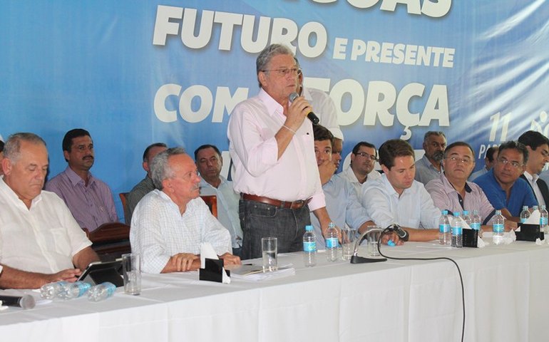 Téo Vilela destaca ações do seu governo e não define apoio a pré-candidatura de Benedito de Lira
