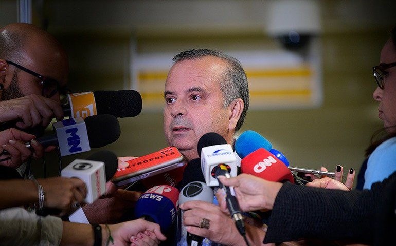 Oposição pede substituição dos decretos do saneamento por projetos de lei