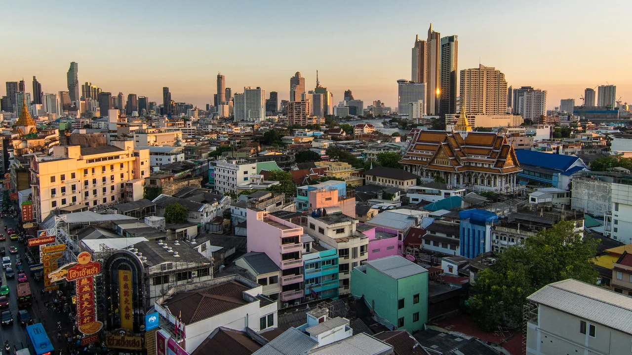 Phuket debaixo da água: chuvas intensas provocam inundações na Tailândia