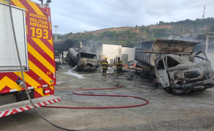 Funcionário fica ferido durante incêndio em pedreira Funcionário fica ferido durante incêndio em pedreira