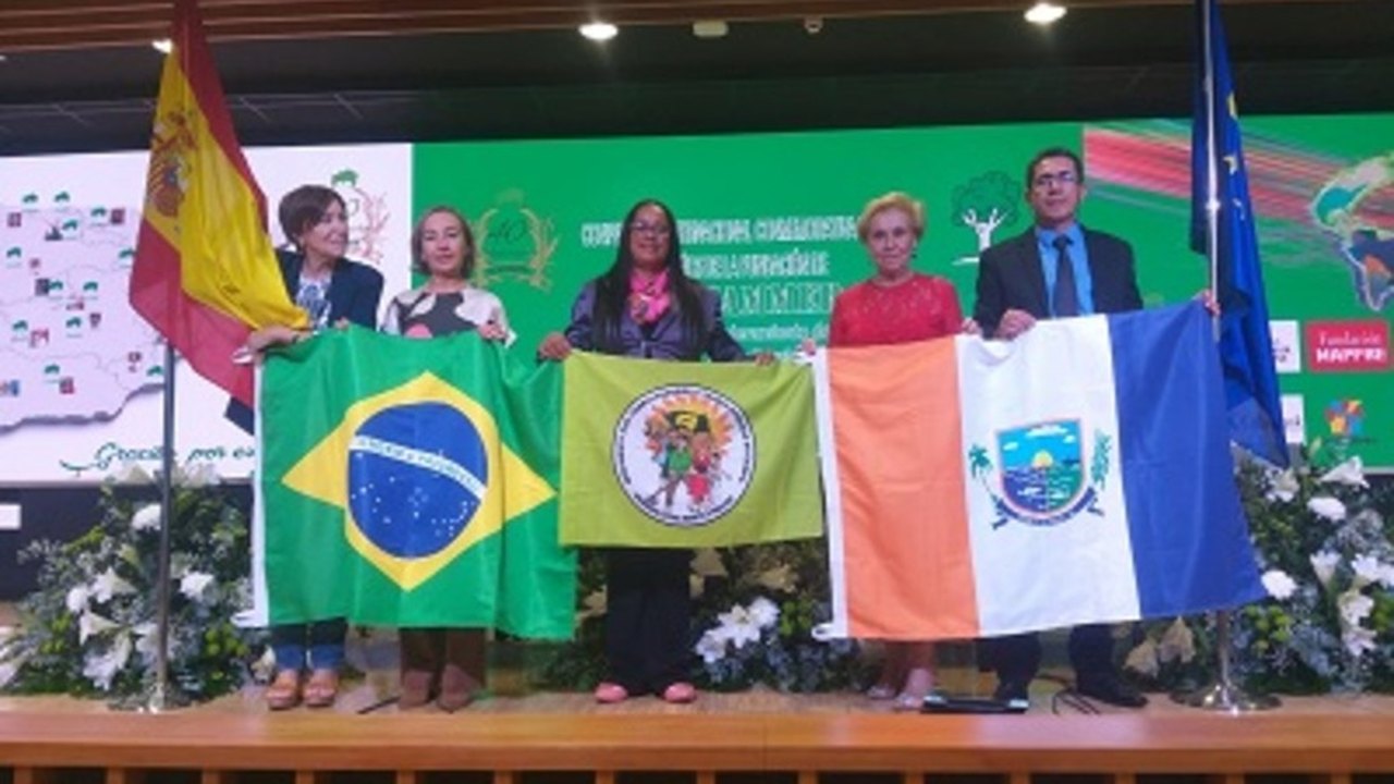 Trabalho que reutiliza resíduos de siri em Jequiá da Praia representa o Brasil em conferência internacional na Espanha