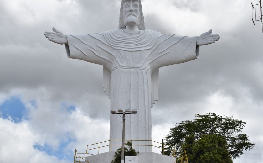 Idosa é presa por porte ilegal de arma de fogo em Palmeira dos Índios