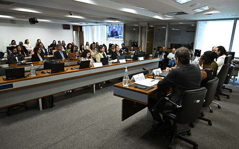 Audiência na CE destaca desafios da educação superior em cooperativismo