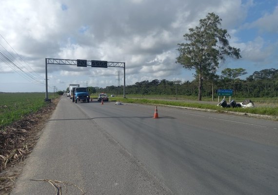 Jovem morre em acidente de carro em Rio Largo